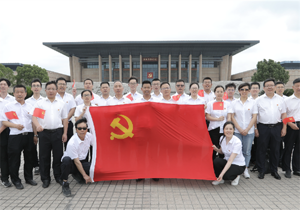 优秀党支部——二建党支部